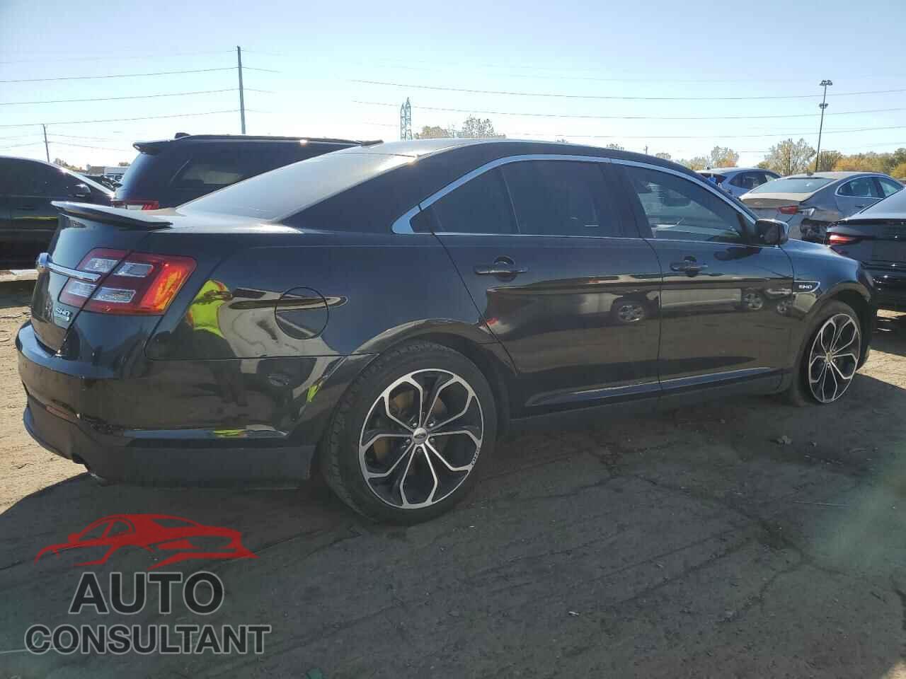 FORD TAURUS 2015 - 1FAHP2KT1FG174845