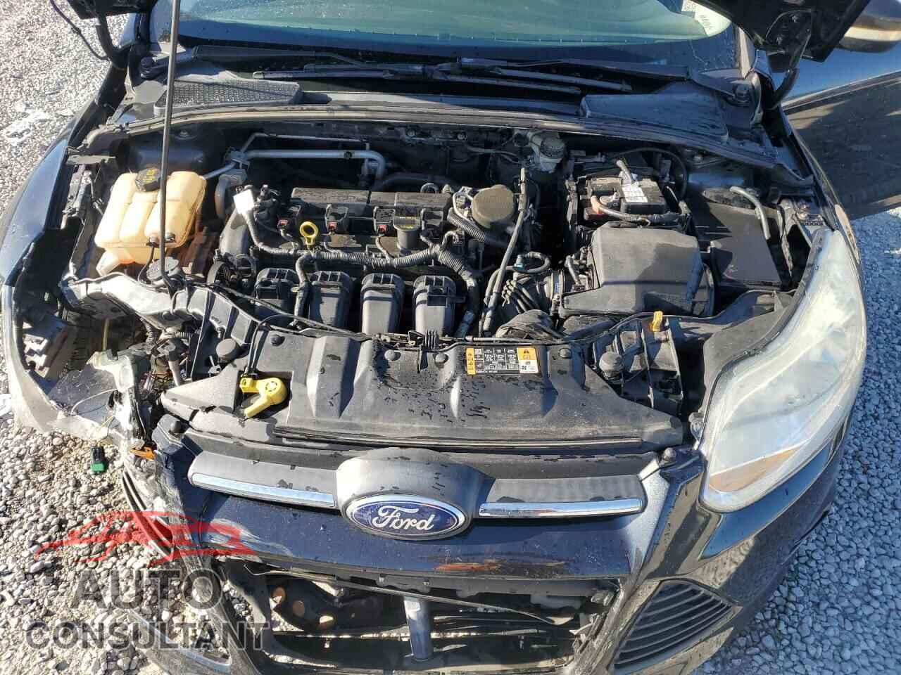 FORD FOCUS 2014 - 1FADP3F27EL270748