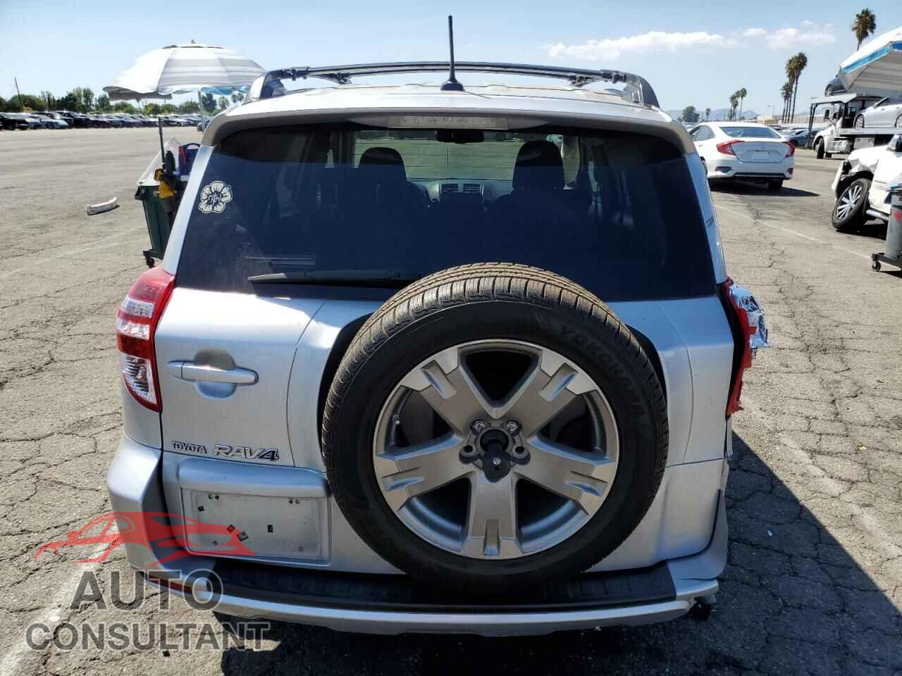 TOYOTA RAV4 2010 - JTMWF4DV6A5019405