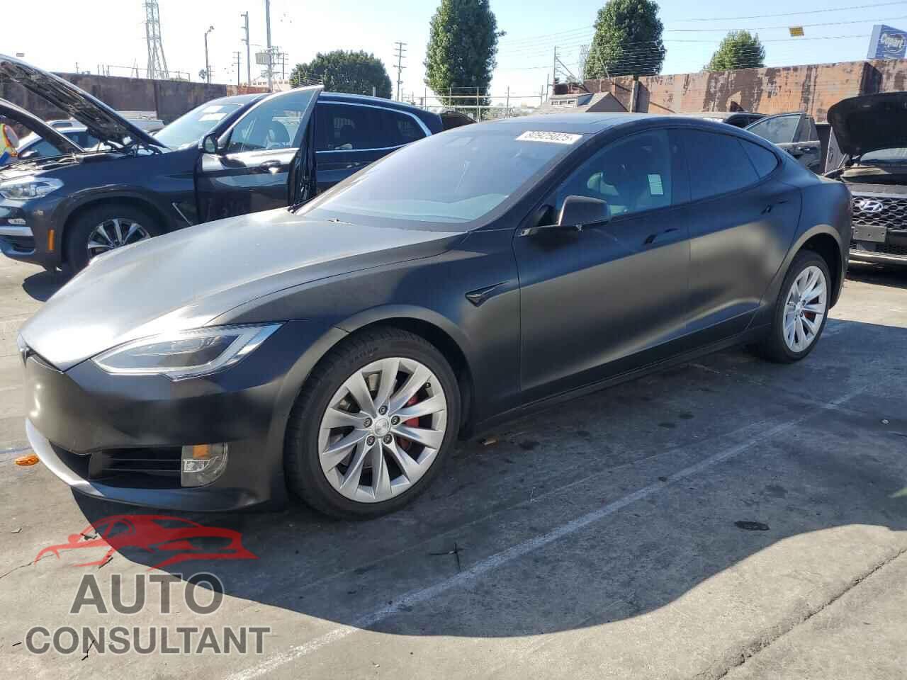 TESLA MODEL S 2017 - 5YJSA1E26HF192575