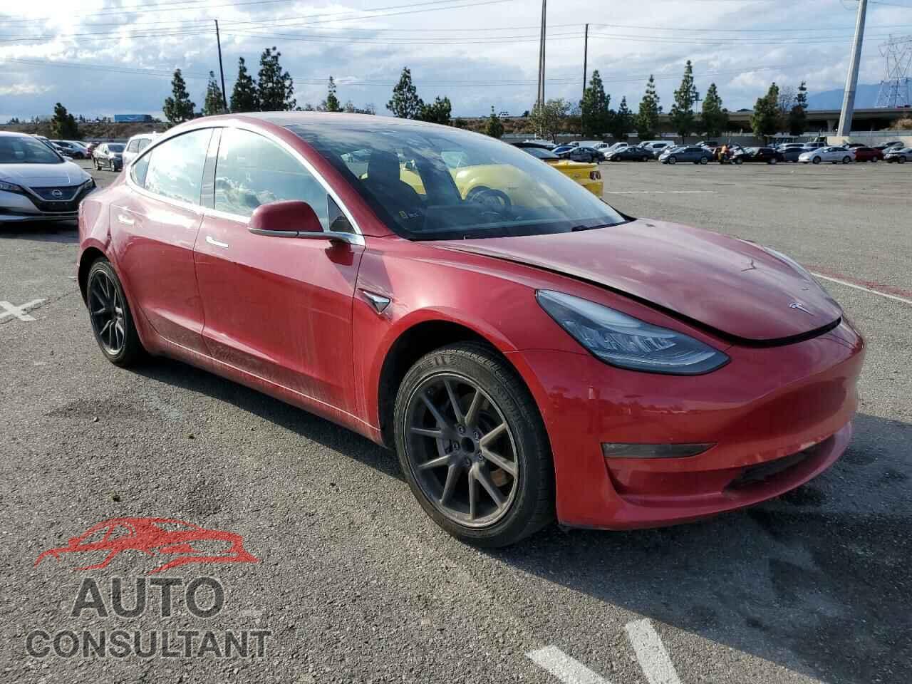 TESLA MODEL 3 2018 - 5YJ3E1EA8JF008825