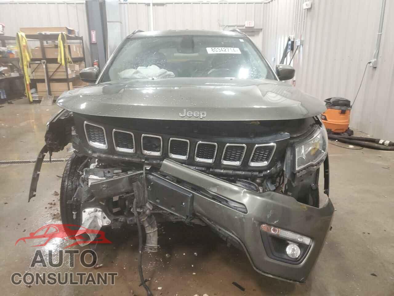 JEEP COMPASS 2018 - 3C4NJDBB9JT349493