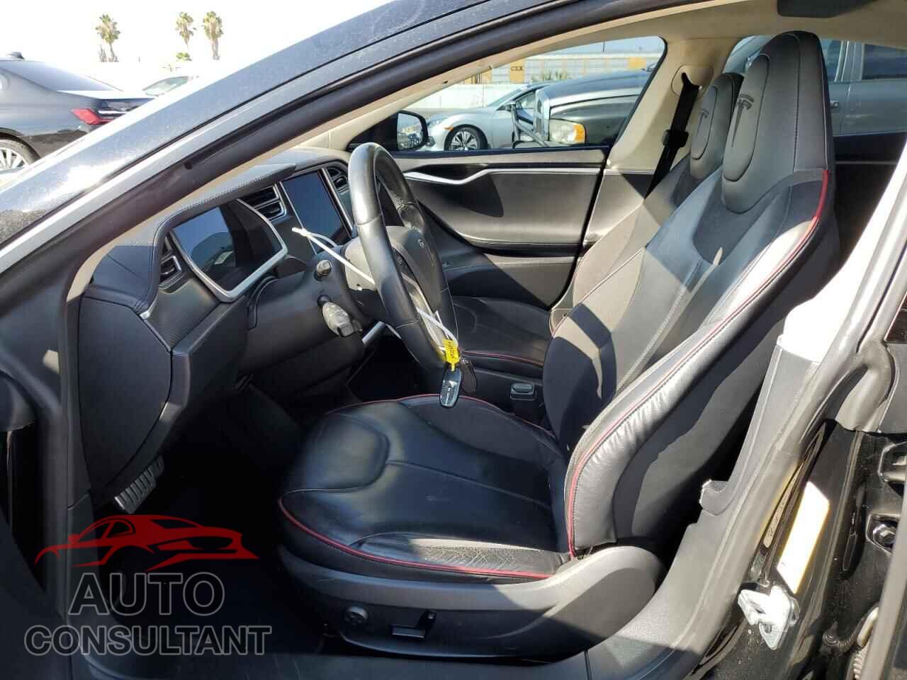 TESLA MODEL S 2013 - 5YJSA1CP2DFP20184