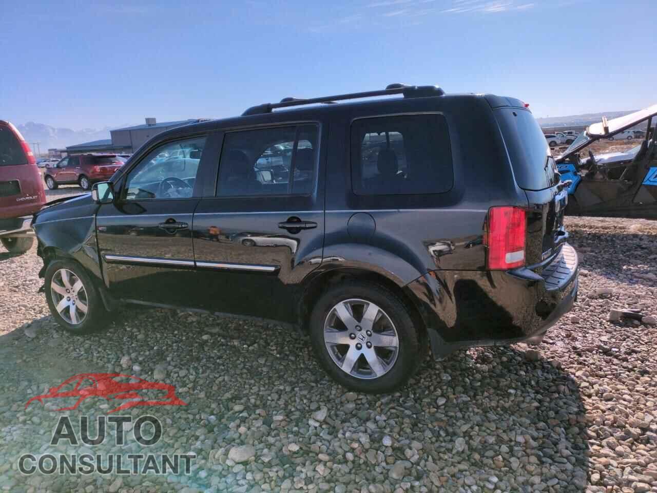 HONDA PILOT 2015 - 5FNYF4H90FB001185