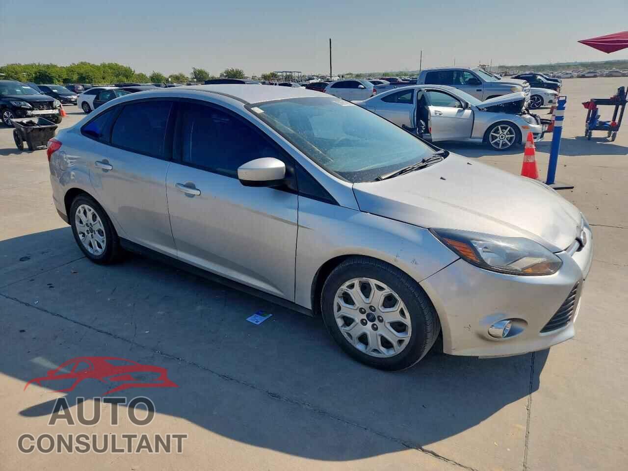 FORD FOCUS 2012 - 1FAHP3F28CL454207