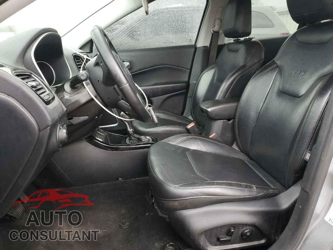 JEEP COMPASS 2019 - 3C4NJCCB6KT659868