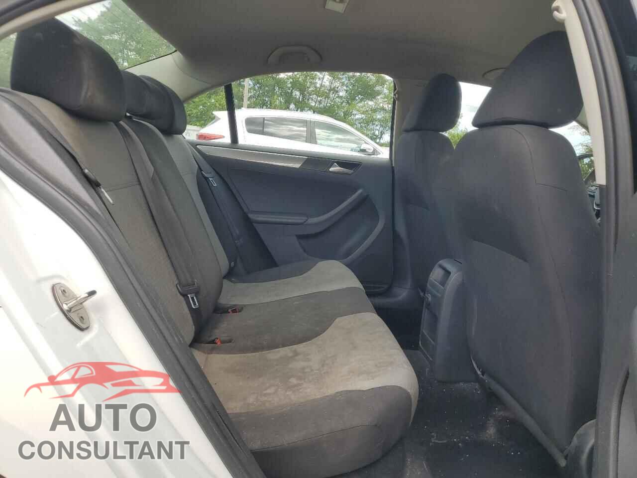 VOLKSWAGEN JETTA 2017 - 3VW2B7AJ2HM326021