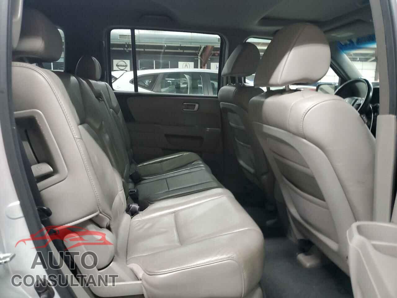 HONDA PILOT 2011 - 5FNYF4H59BB077981