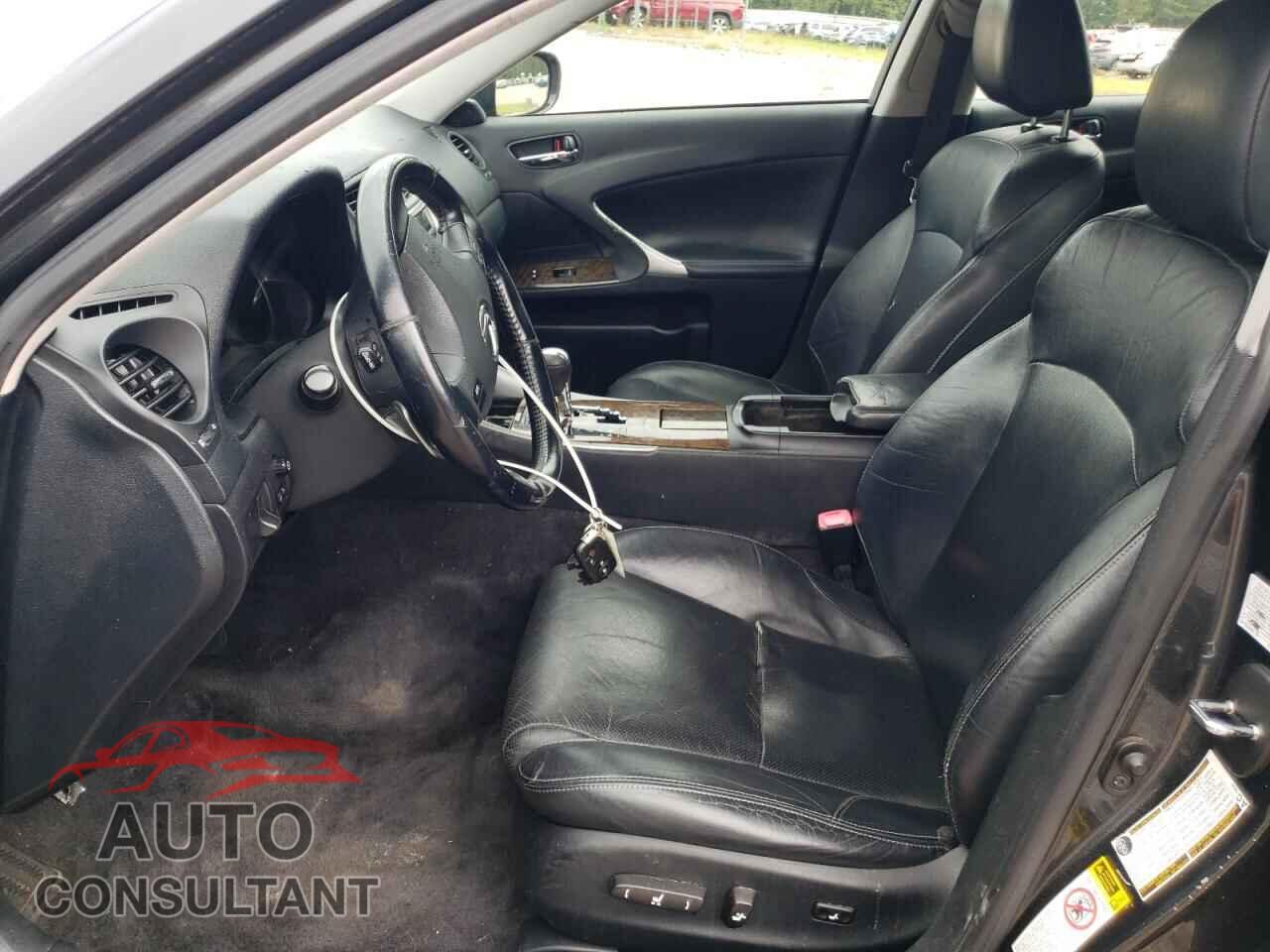 LEXUS IS 2009 - JTHCK262495032282