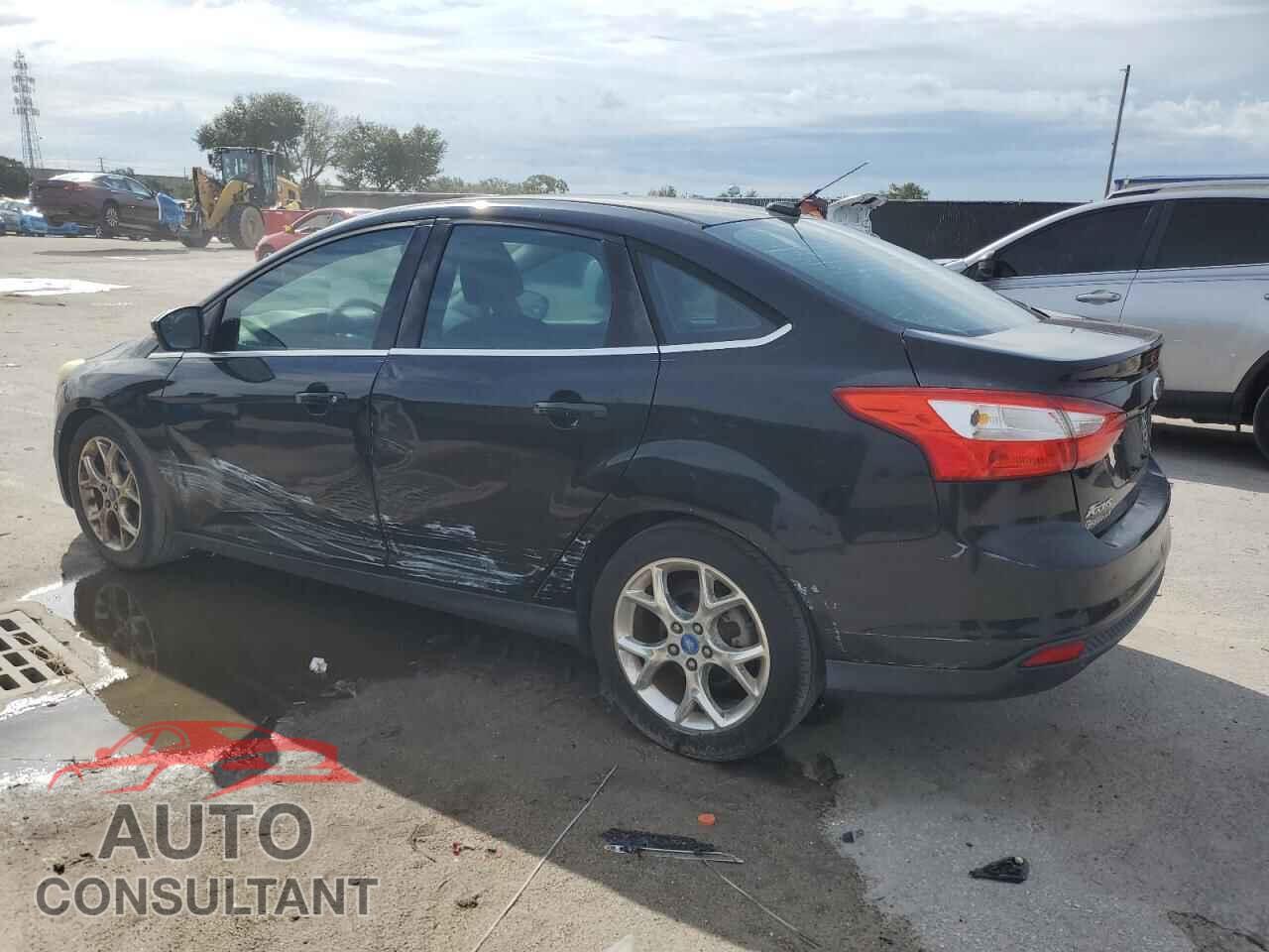 FORD FOCUS 2012 - 1FAHP3H2XCL231809