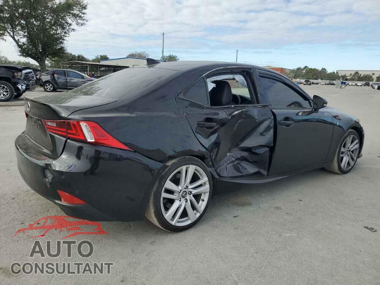 LEXUS IS 2014 - JTHBE1D25E5005375