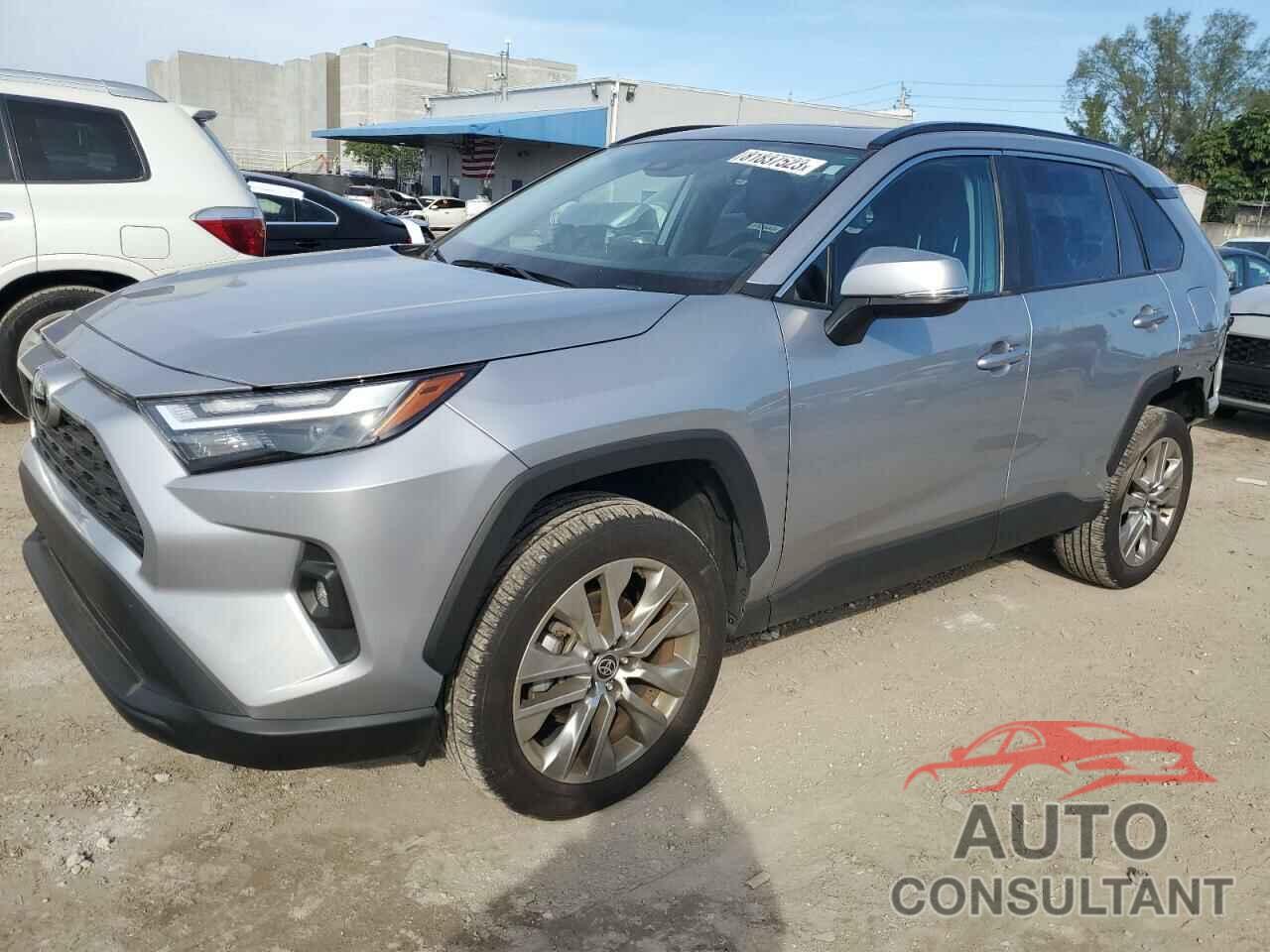 TOYOTA RAV4 2022 - 2T3C1RFV8NC212487