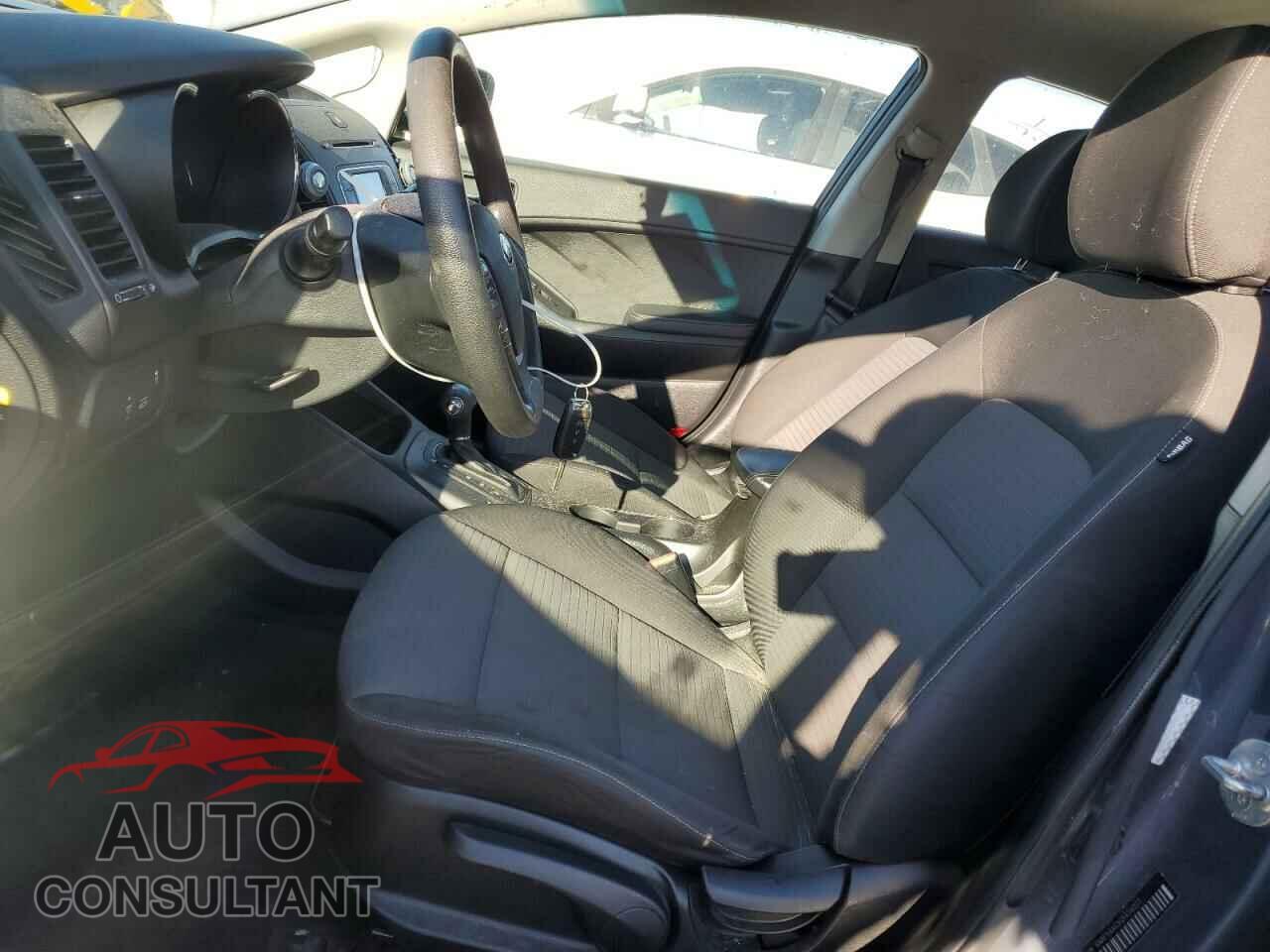KIA FORTE 2016 - KNAFX4A65G5454027