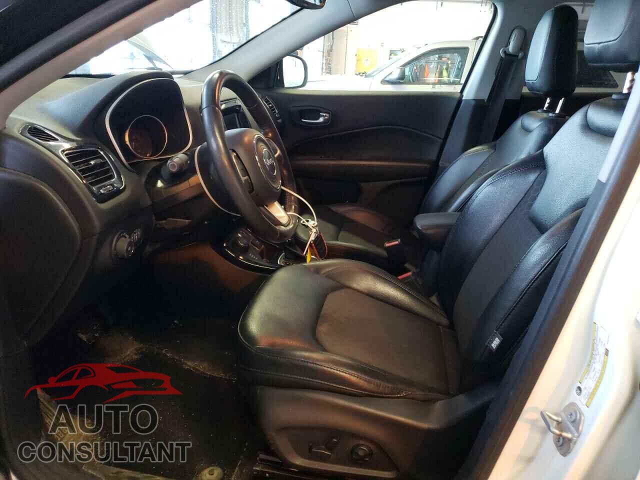 JEEP COMPASS 2019 - 3C4NJDBB9KT621252