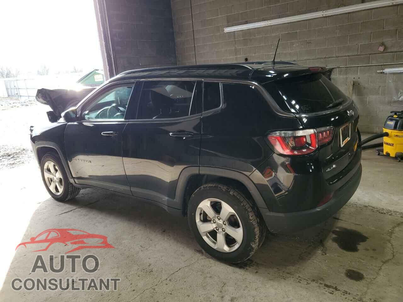 JEEP COMPASS 2020 - 3C4NJDBB2LT132323