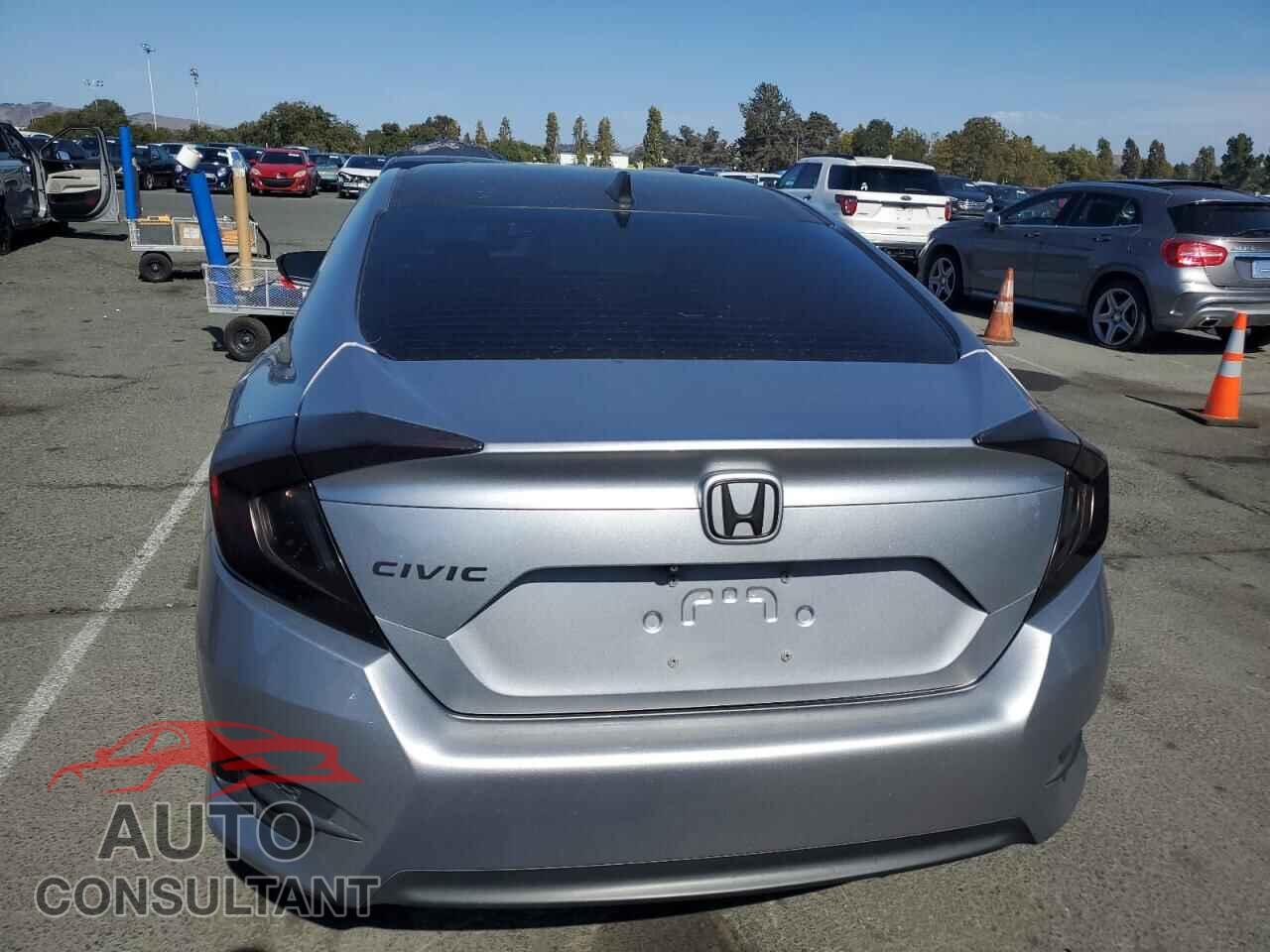 HONDA CIVIC 2017 - 19XFC2F76HE208081