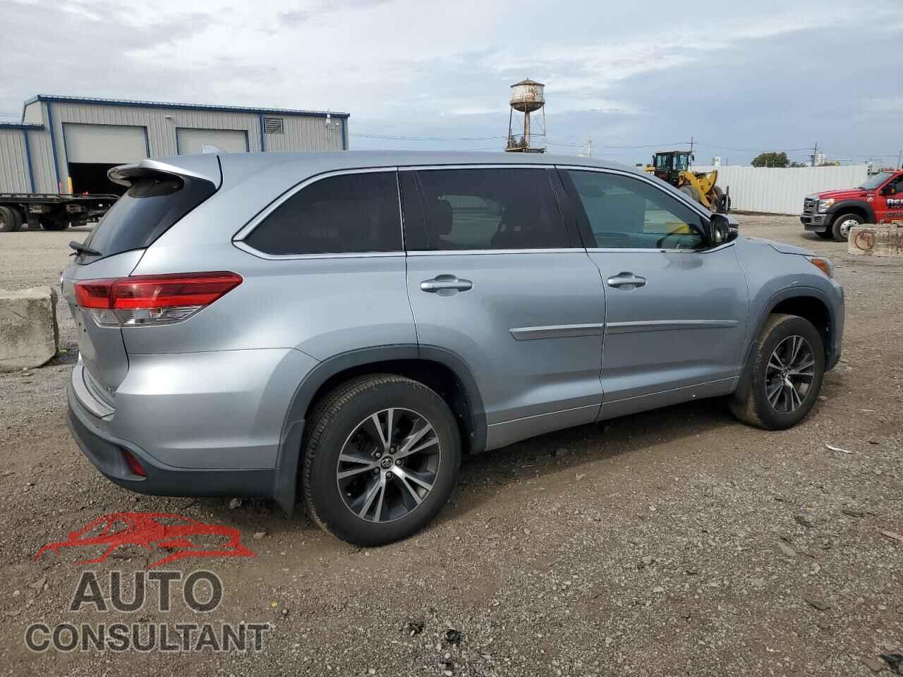 TOYOTA HIGHLANDER 2017 - 5TDBZRFH3HS475246