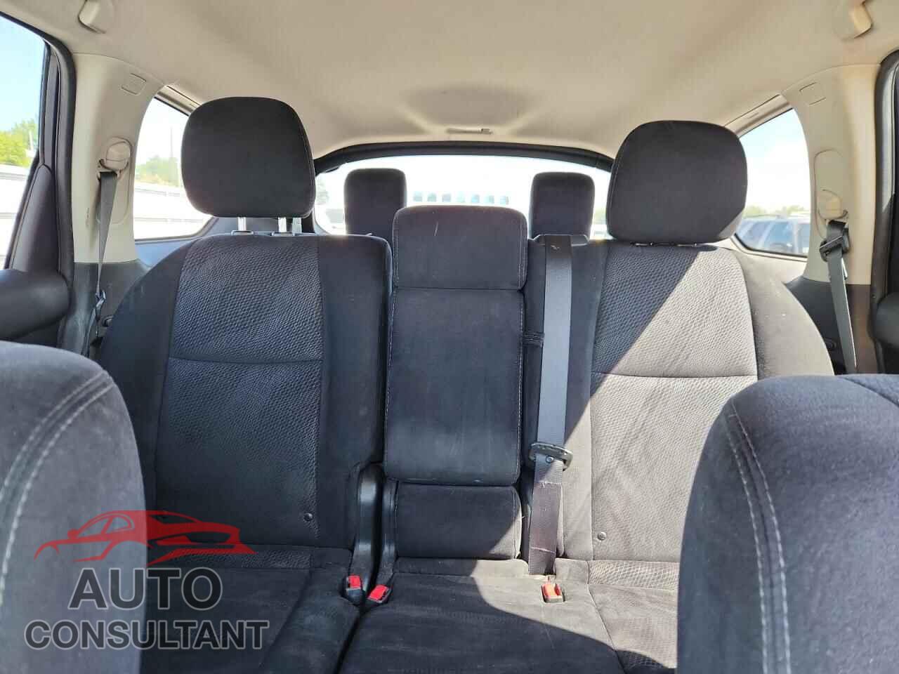 NISSAN PATHFINDER 2016 - 5N1AR2MM6GC641502