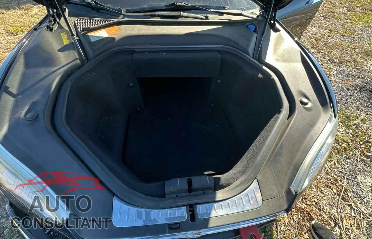 TESLA MODEL S 2013 - 5YJSA1DN4DFP11368