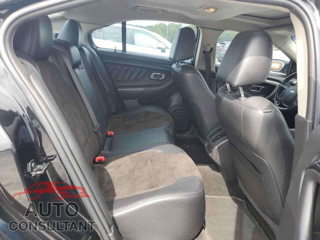 FORD TAURUS 2012 - 1FAHP2KT5CG107225