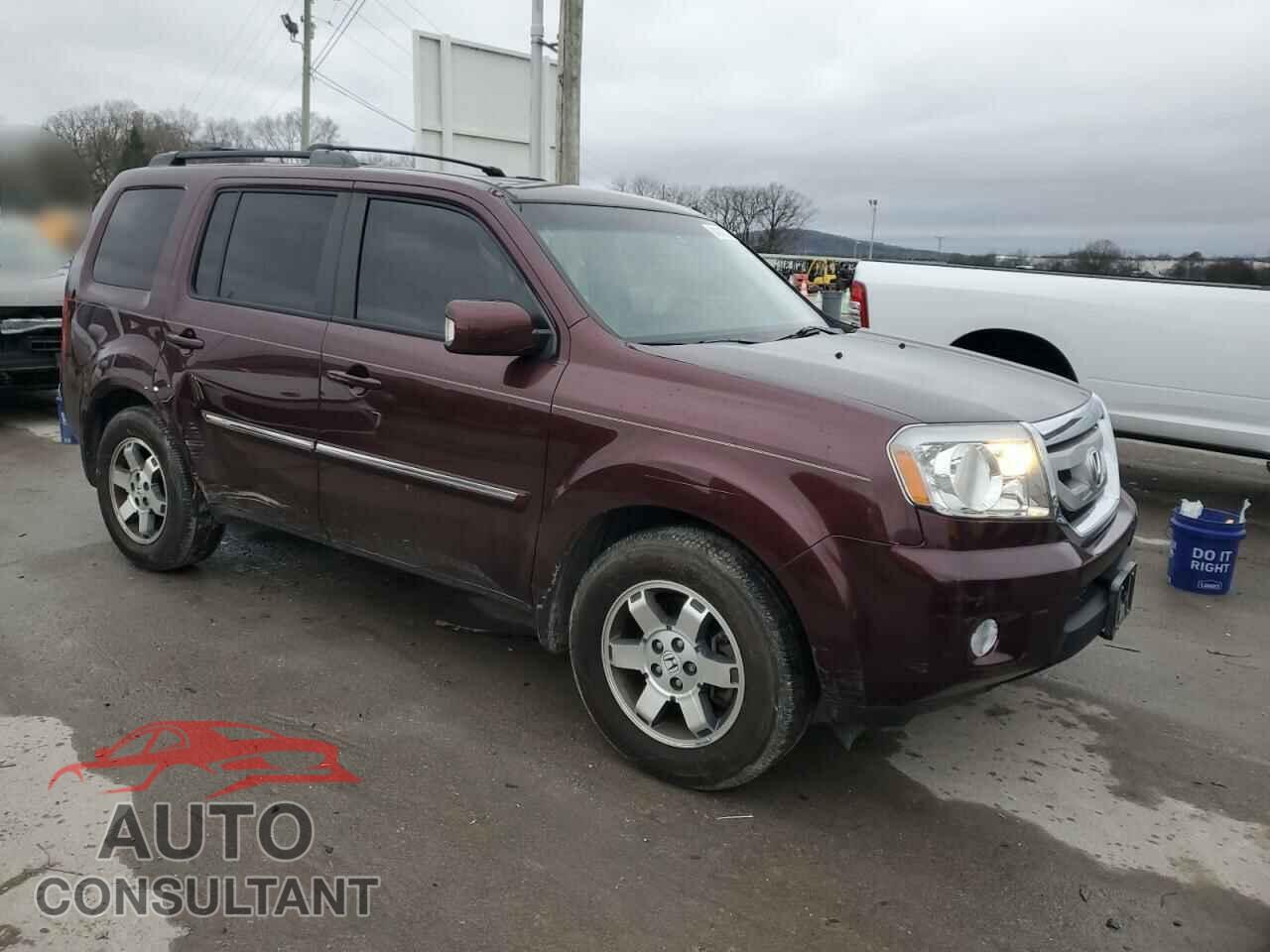 HONDA PILOT 2011 - 5FNYF4H90BB045794