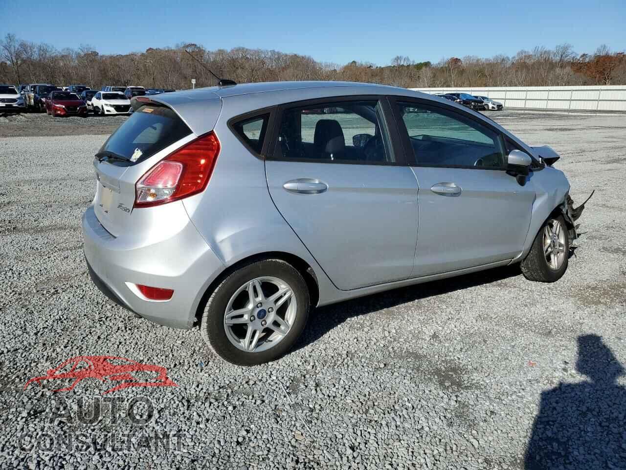 FORD FIESTA 2019 - 3FADP4EJ4KM137910