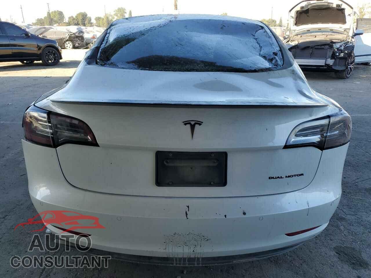 TESLA MODEL 3 2021 - 5YJ3E1EB8MF937782