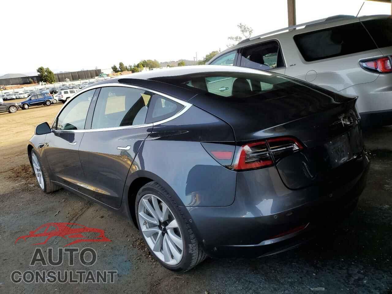 TESLA MODEL 3 2018 - 5YJ3E1EB7JF090751