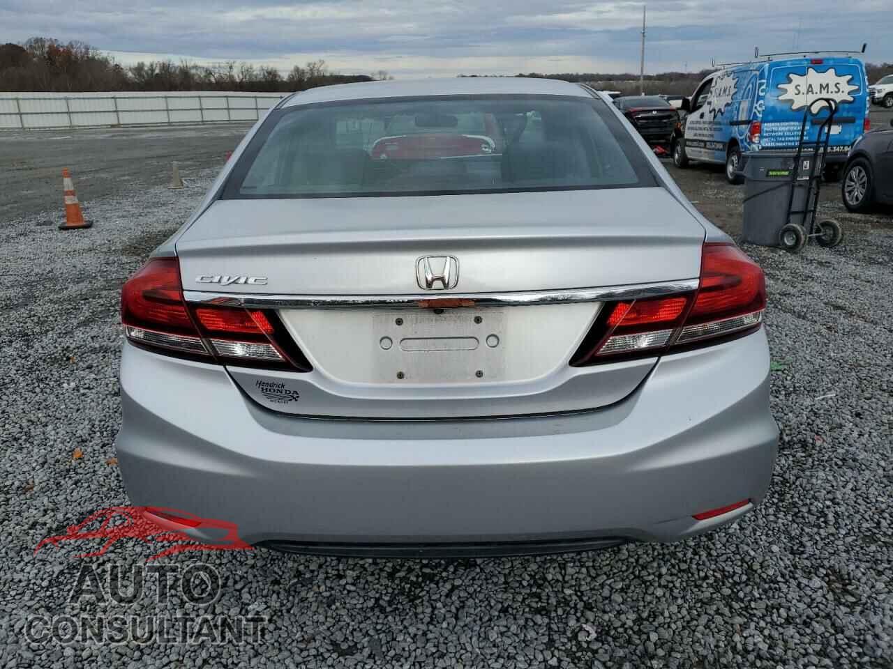 HONDA CIVIC 2013 - 2HGFB2F51DH548630