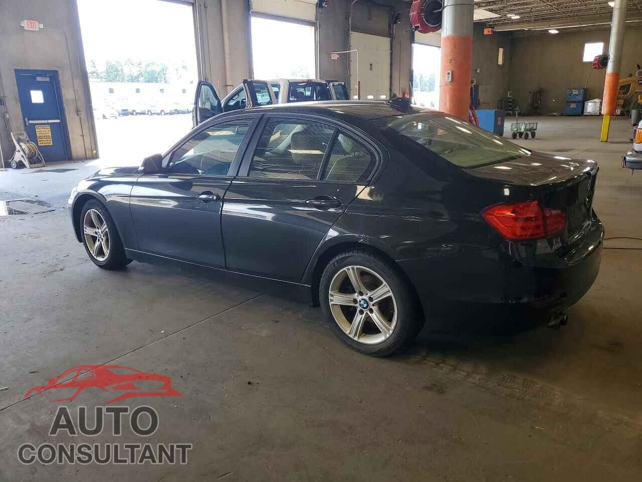 BMW 3 SERIES 2013 - WBA3B3C57DF542003