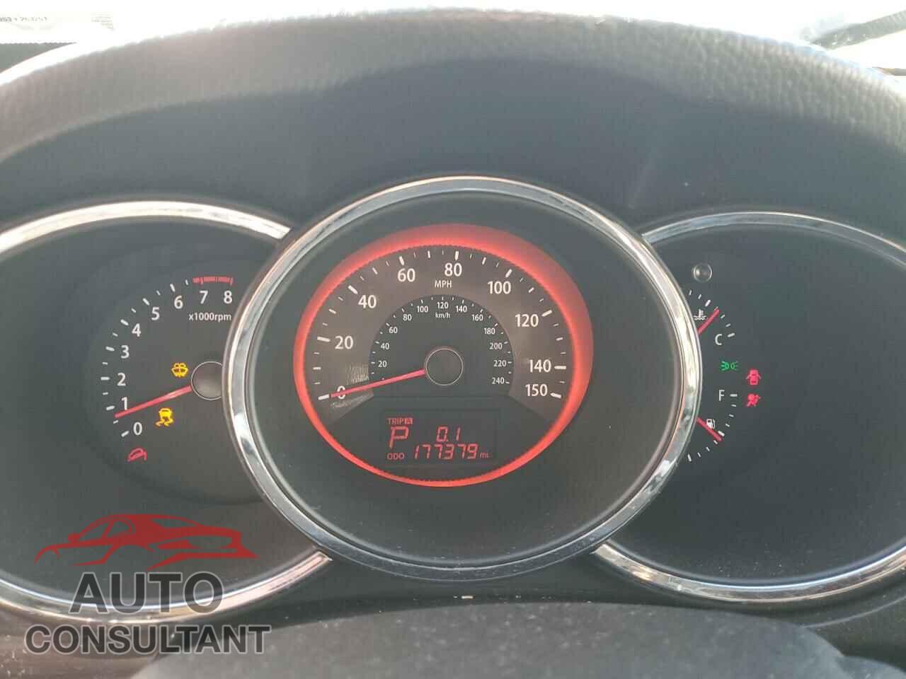 KIA SORENTO 2012 - 5XYKW4A23CG218043