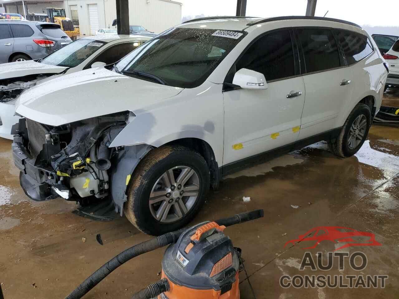 CHEVROLET TRAVERSE 2015 - 1GNKRHKD3FJ224600