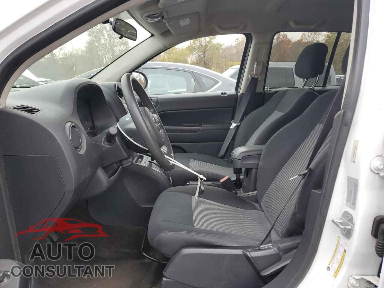 JEEP COMPASS 2015 - 1C4NJCBAXFD143825