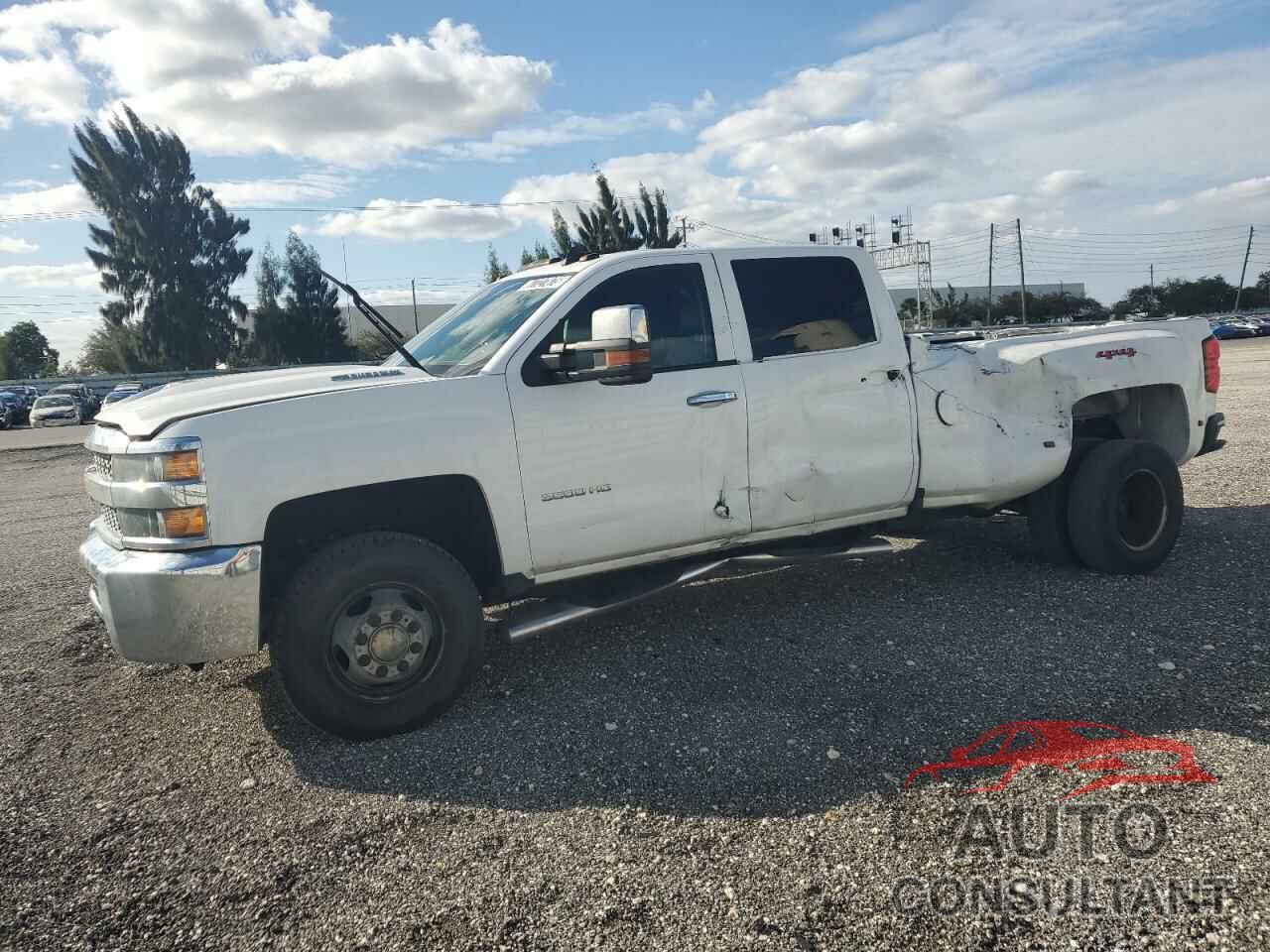 CHEVROLET SILVERADO 2019 - 1GC4KVCY4KF112584