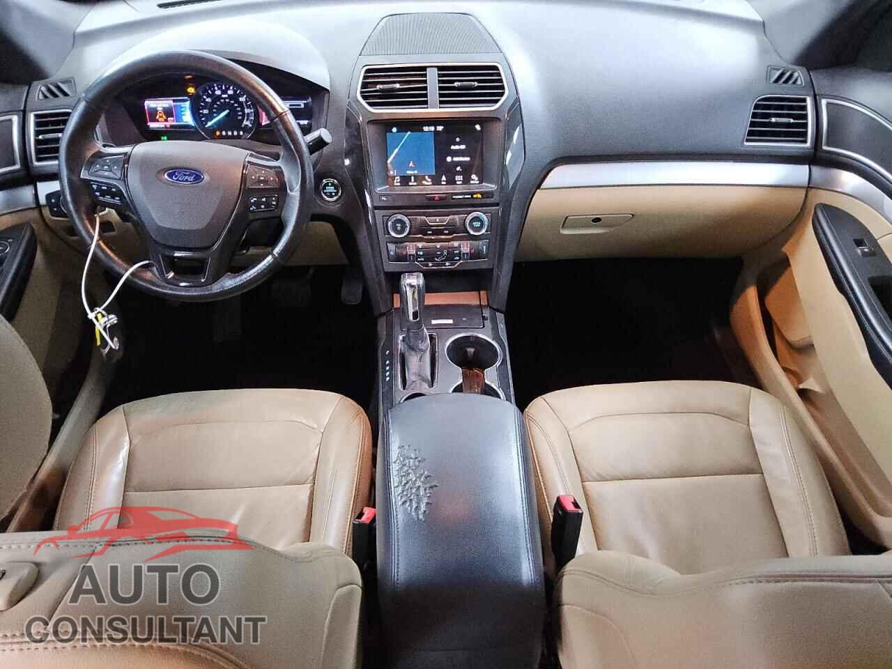 FORD EXPLORER 2017 - 1FM5K7D8XHGA59077