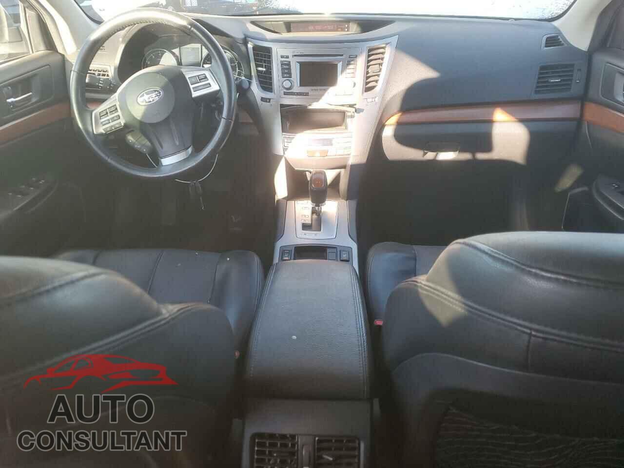 SUBARU OUTBACK 2014 - 4S4BRBLC1E3323457