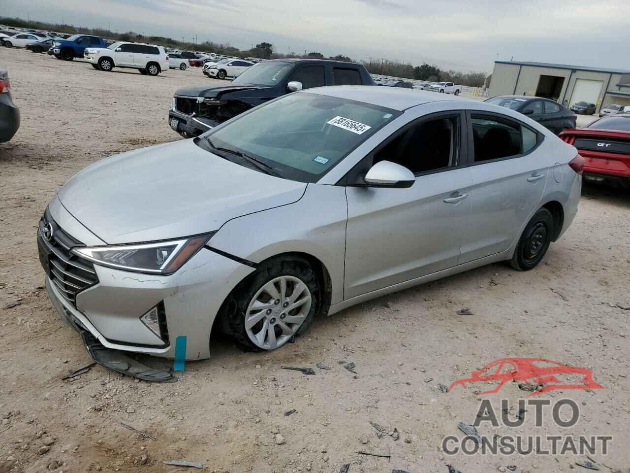 HYUNDAI ELANTRA 2019 - 5NPD74LF3KH453684