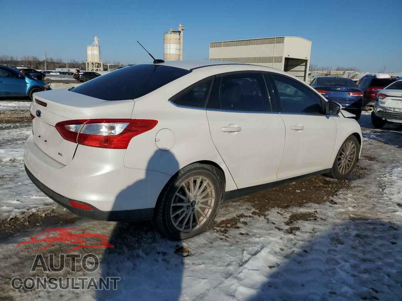 FORD FOCUS 2012 - 1FAHP3H26CL342986