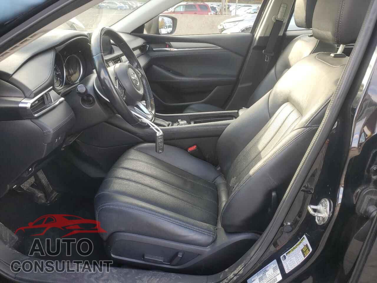 MAZDA 3 2018 - JM1GL1VM5J1311071
