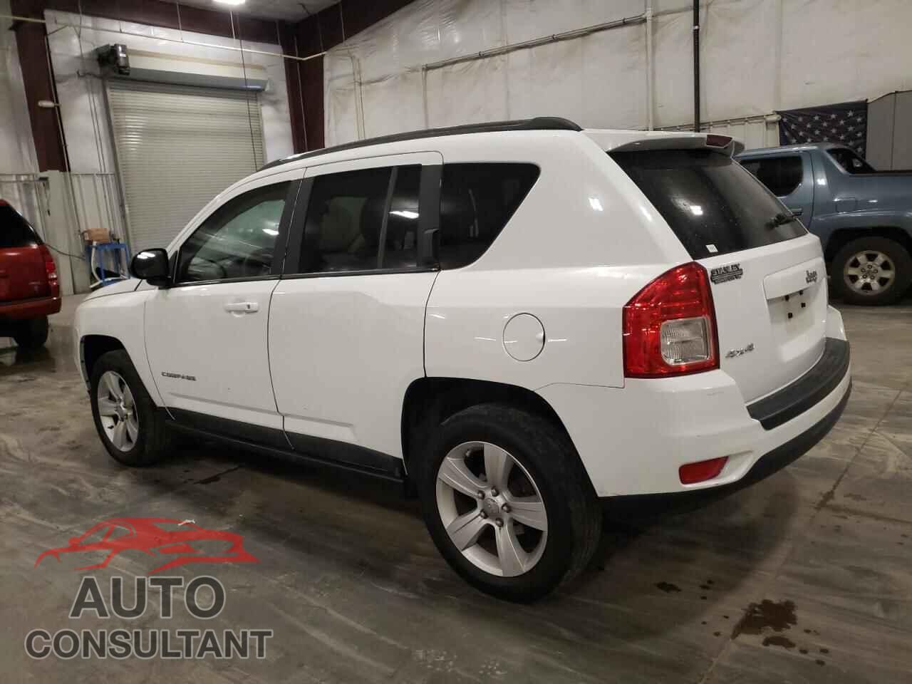 JEEP COMPASS 2011 - 1J4NF1FB5BD278420