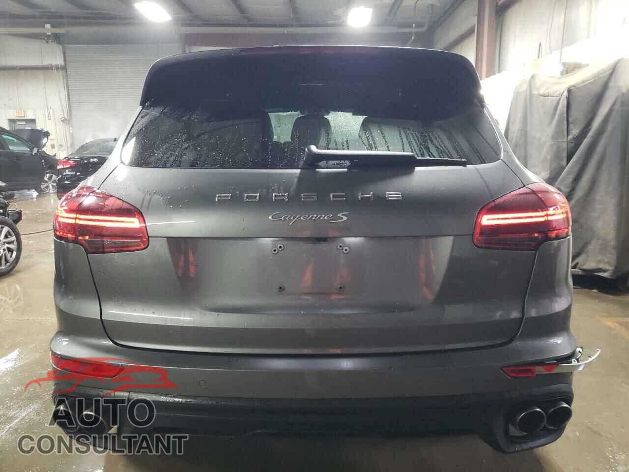 PORSCHE CAYENNE 2017 - WP1AB2A20HLA51565