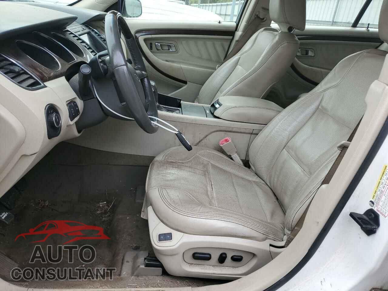 FORD TAURUS 2011 - 1FAHP2FW5BG112122