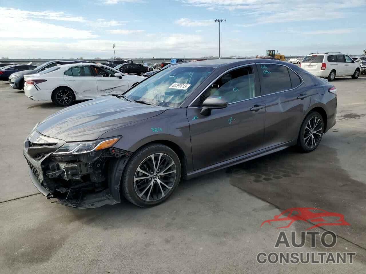 TOYOTA CAMRY 2020 - 4T1G11AK2LU940097