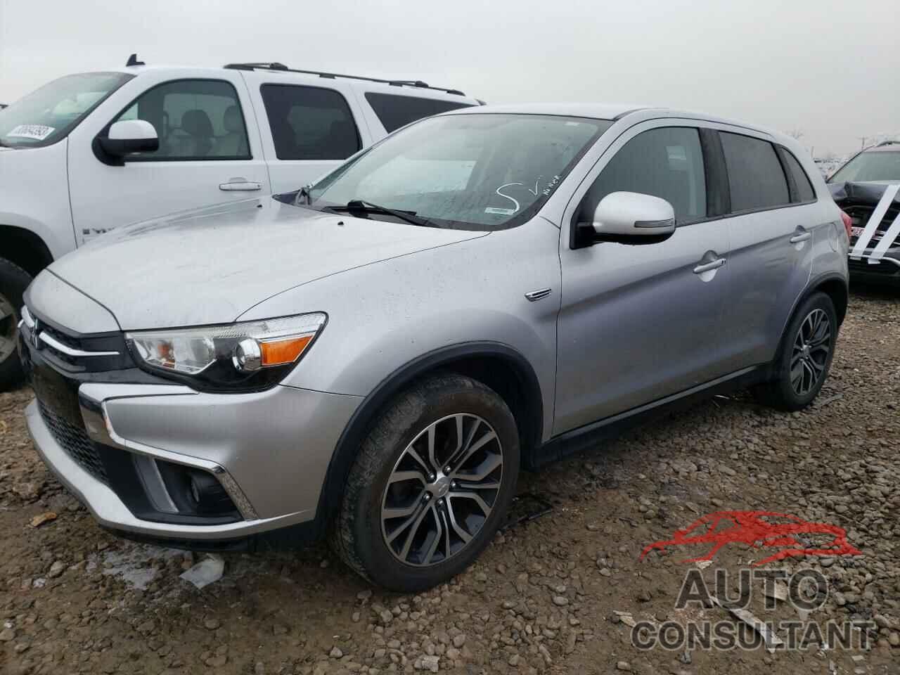 MITSUBISHI OUTLANDER 2018 - JA4AP3AW9JU015119