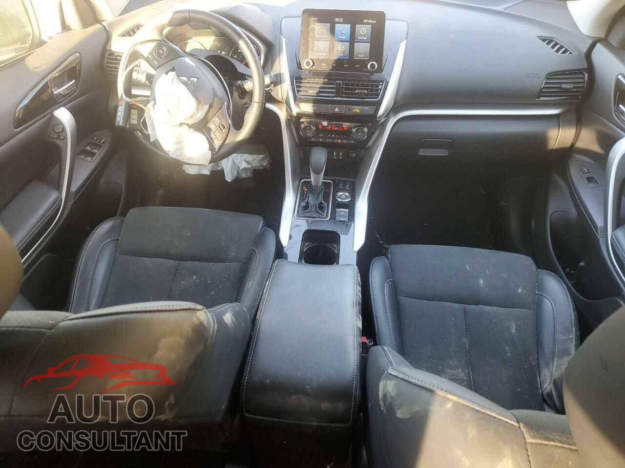 MITSUBISHI ECLIPSE 2024 - JA4ATWAA6RZ010945