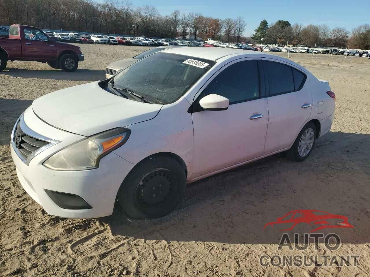 NISSAN VERSA 2018 - 3N1CN7AP4JK395137