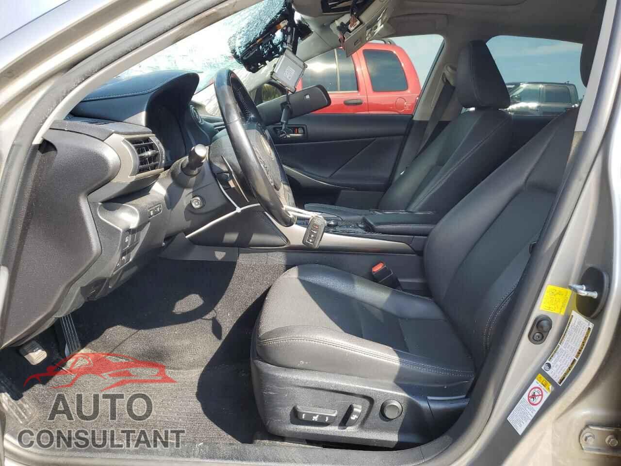LEXUS IS 2017 - JTHCM1D28H5021680