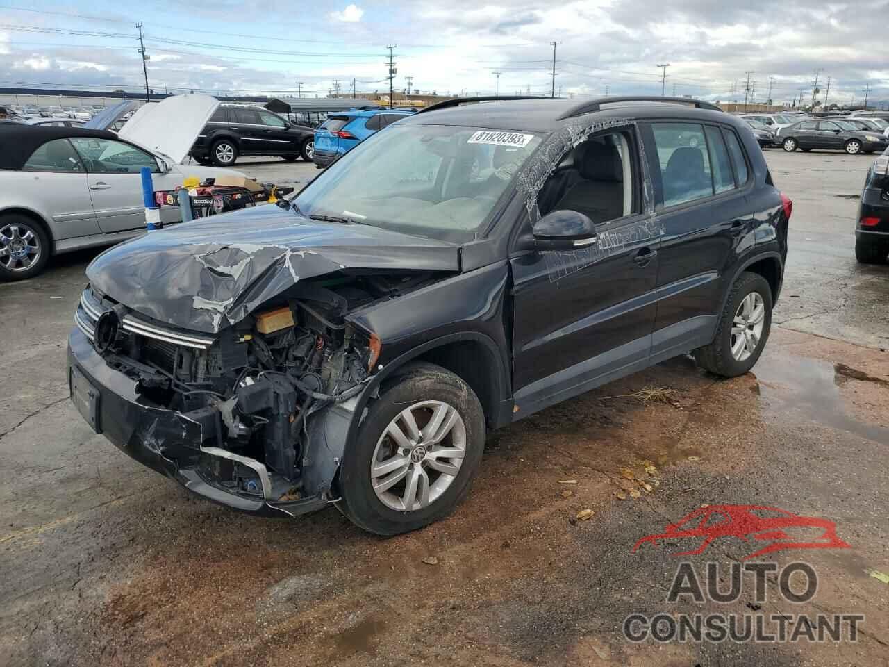 VOLKSWAGEN TIGUAN 2017 - WVGAV7AX0HK019265