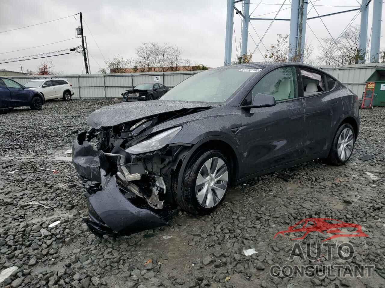 TESLA MODEL Y 2024 - 7SAYGDEE8RA249039