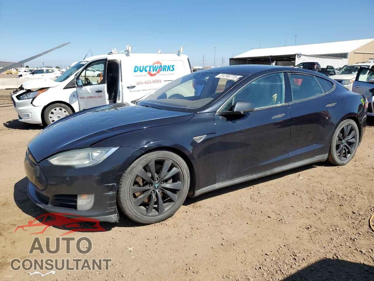 TESLA MODEL S 2015 - 5YJSA1S22FF081832
